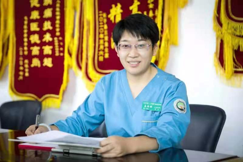 Qin Haili, head of the 22nd Chinese medical team to Yaounde, Cameroon